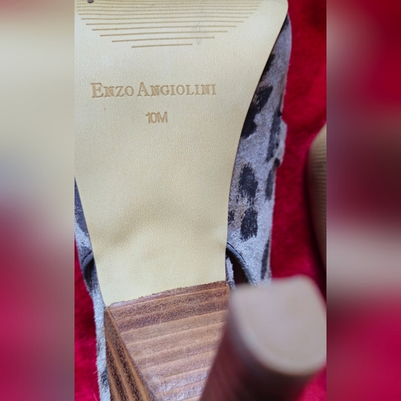 Enzo Angiolini Gray & Black Leopard Print Leather Peep Toe Heels - Size 10M - Picture 3 of 4